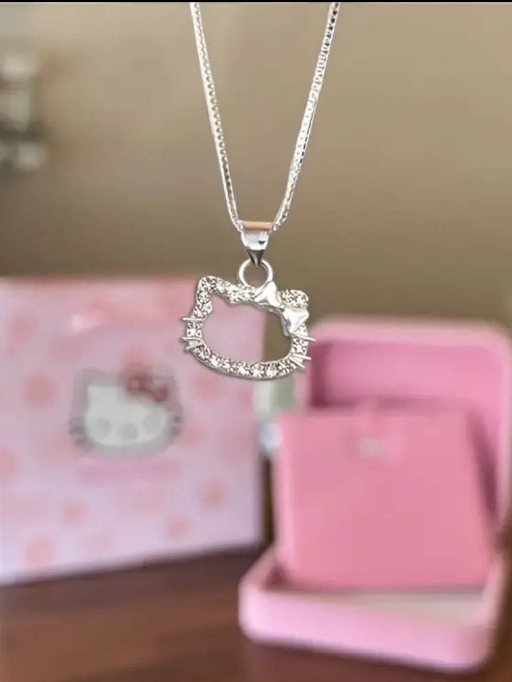 3 For $60 - NEW❣️🌸 Hello Kitty 🌸 Silver Crystal Necklace